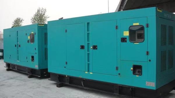 月湖康明斯400kw大型柴油二手发电机组